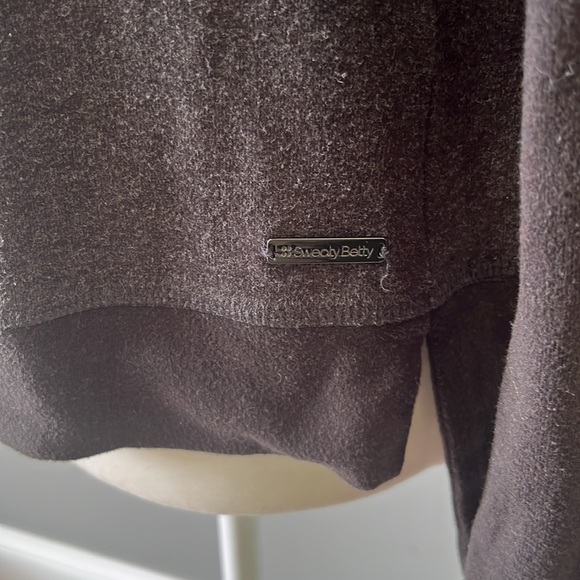 Sweaty Betty Gray Cowl Neck Sweatshirt - Picture 4 of 11